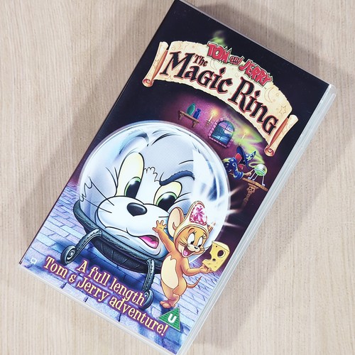 Tom and jerry - tom, magic
