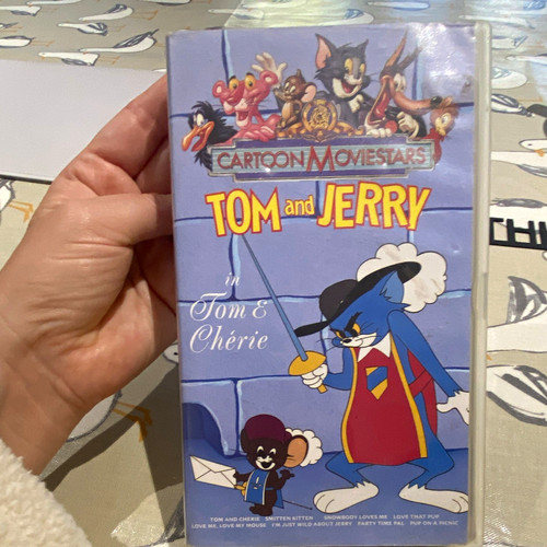 Tom and jerry - tom,